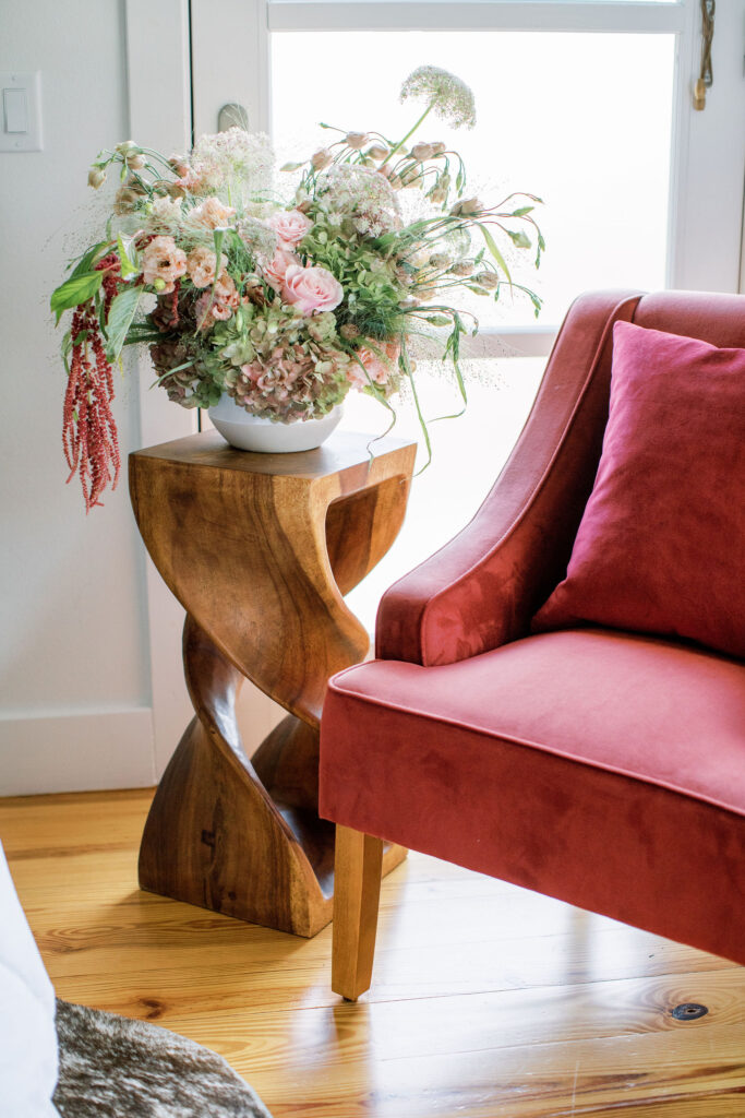 Luxury floral subscription in Northwest Arkansas homes & offices